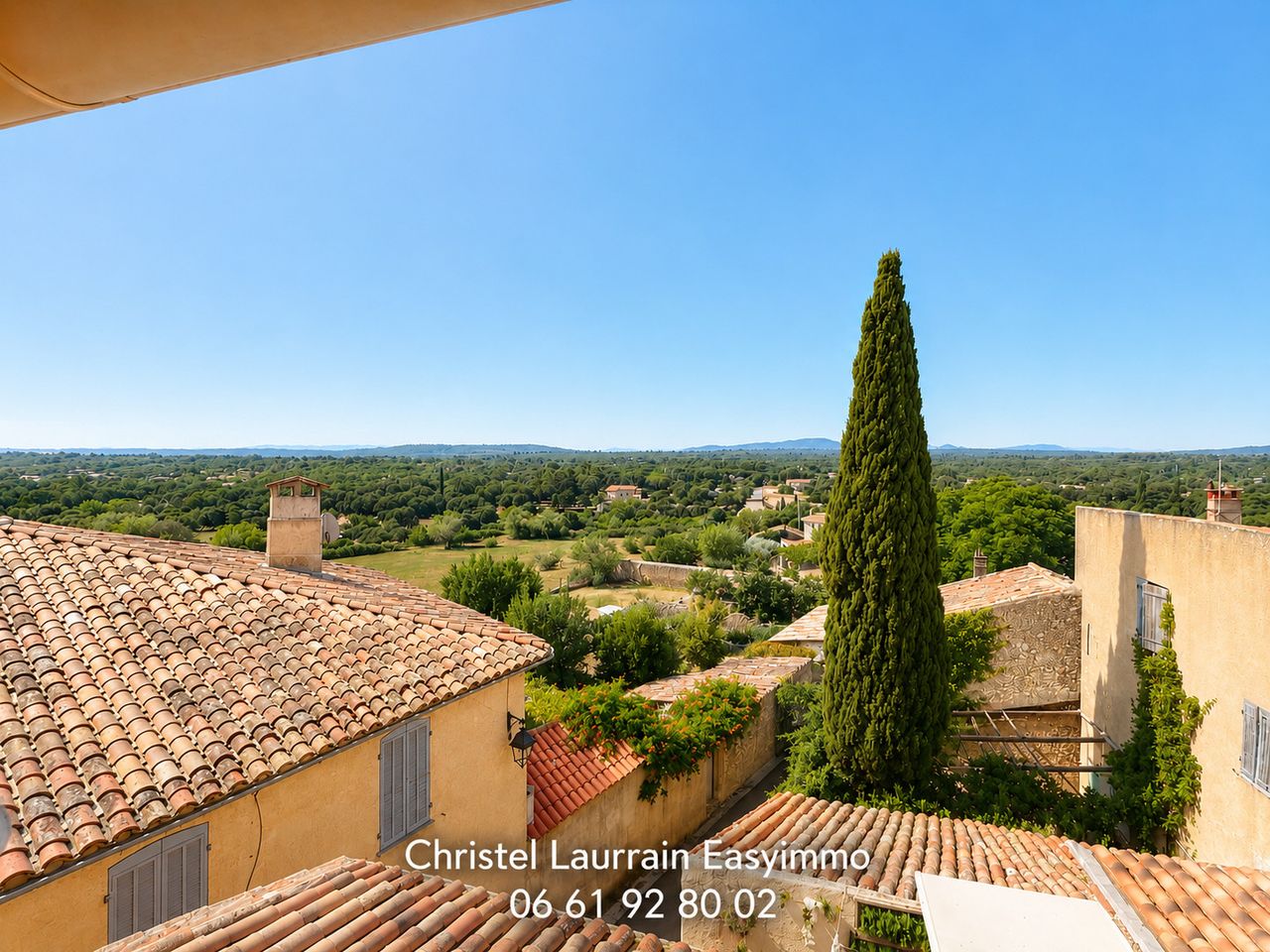 RÉGUSSE   MAISON DE VILLAGE DE CARACTÈRE DE 145,21 m2 